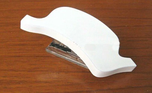 V-GF10-09 plastic blue mini heart shaped desktop stapler office desk organizer