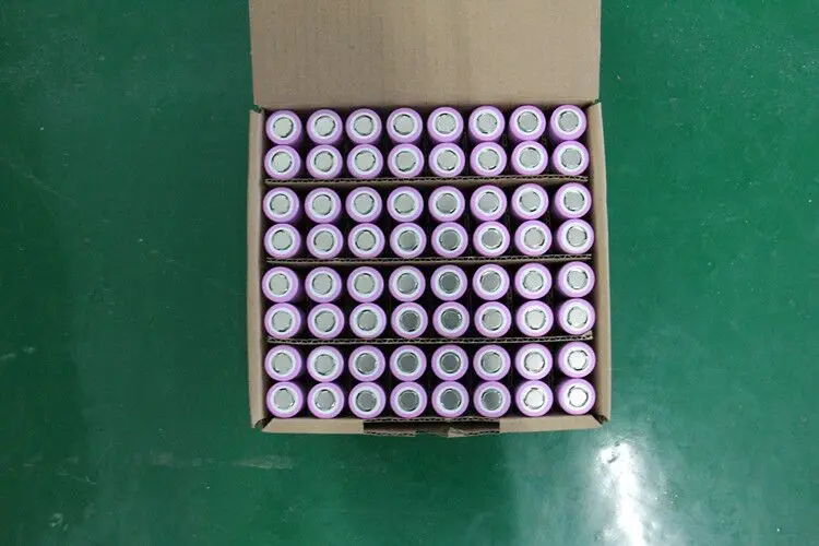 
Lishen 1.2C Fast Charge NCA Material LR2170SF 3.6V 4.5Ah Car Lithium 21700 Battery 