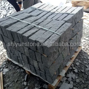 
Padang Dark G654 Granite Curbstone, Kerbstone 