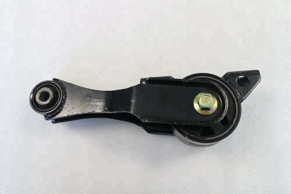 Car Parts 96591290-R Rubber Engine Torque Strut Mount for Chevrolet Matiz Spark 2006-2010