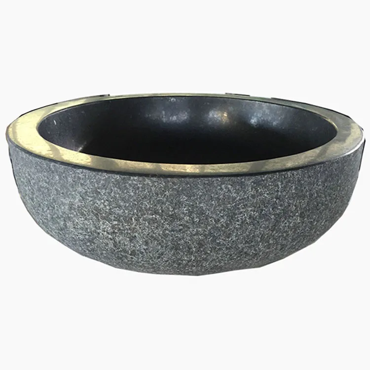 Toilet using natural outside Black granite stone basin outdoor