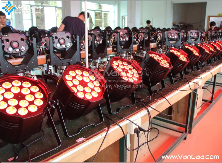 VanGaa Popular 18pcs 15W RGBWAUV 6-in-1 Indoor 18 18w led par light