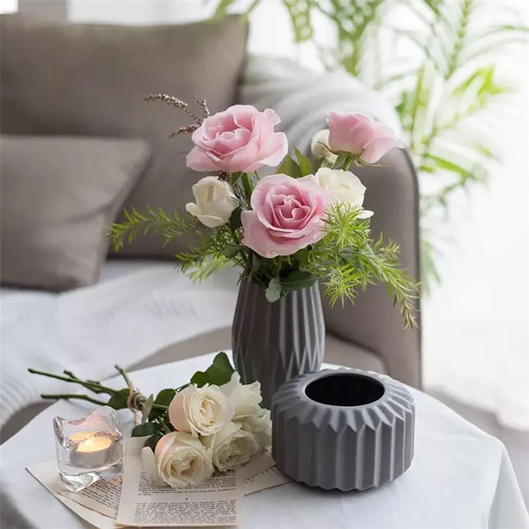 Fancy origami art design cheap pieces  wholesale ceramic vases / decorations home vase