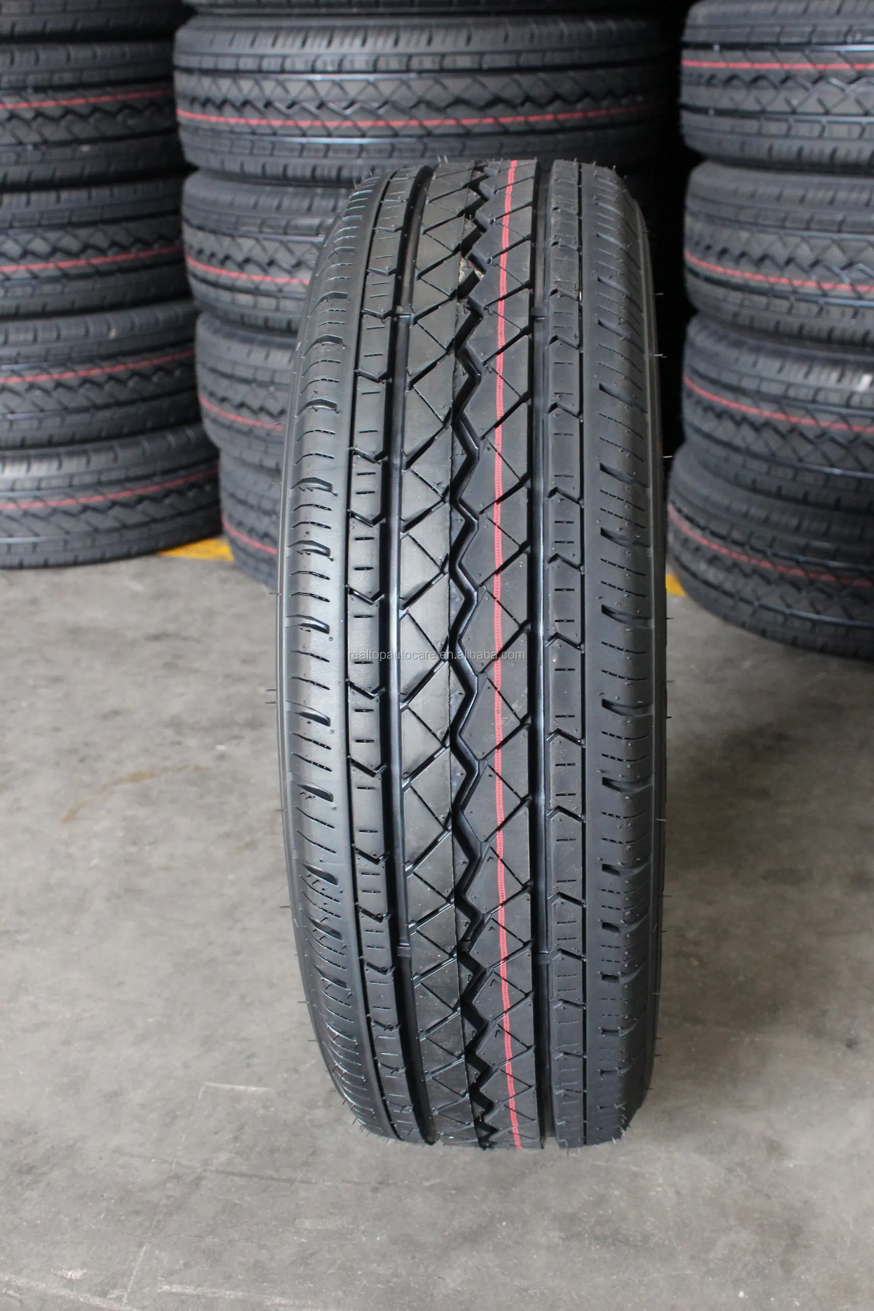 Wholesale 175R13LT Radial Tubeless Distributor Tires New Solid Car and Truck Tyres with Car Rims Accessories