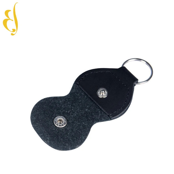 The guitar pick bag key ring pick set
