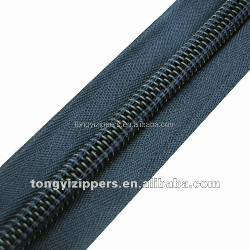 
high quality no.10 nylon zipper long chain used for tent 