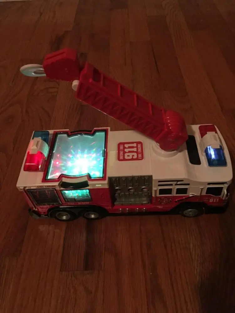 Light-Up Electric Fire Truck Toy - Diecast Fire Engine Rescue Truck with 3D Effects, Plastic ABS Construction
