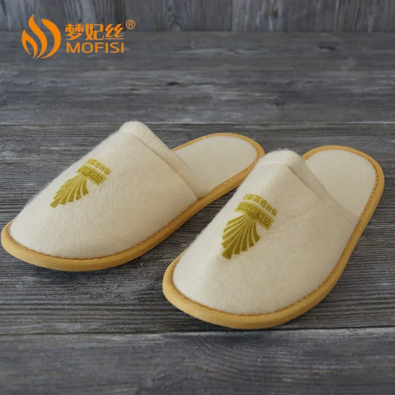 Wholesale hotel disposable slipper and indoor bath slipper