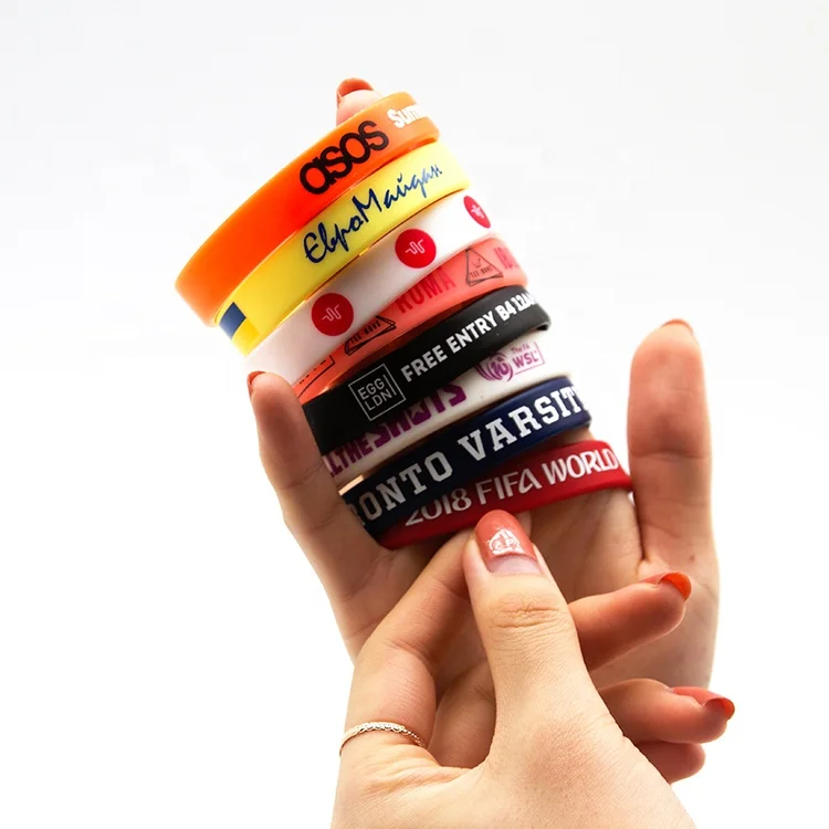 2019 New Design Hot Selling Custom Promotional Eco-friendly OEM Silicone Wristband Bracelets