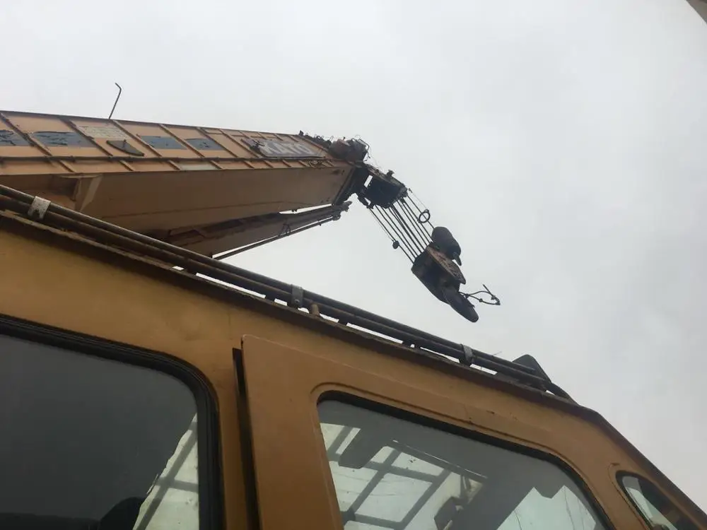 USED CONDITION ORIGINAL KATO KR-500H-V ROUGH TERRAIN CRANE FOR SALE