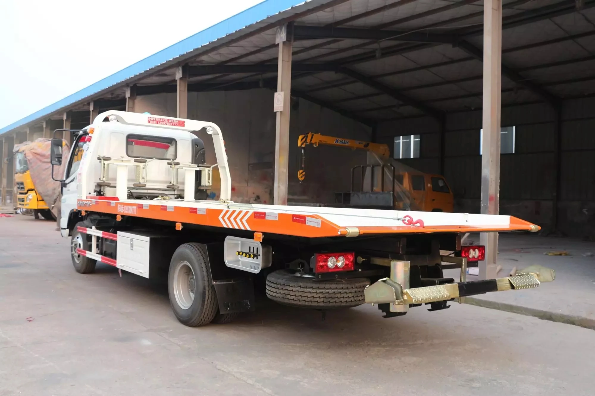 Brand New Tow Truck Wrecker Flatbed Tow Truck