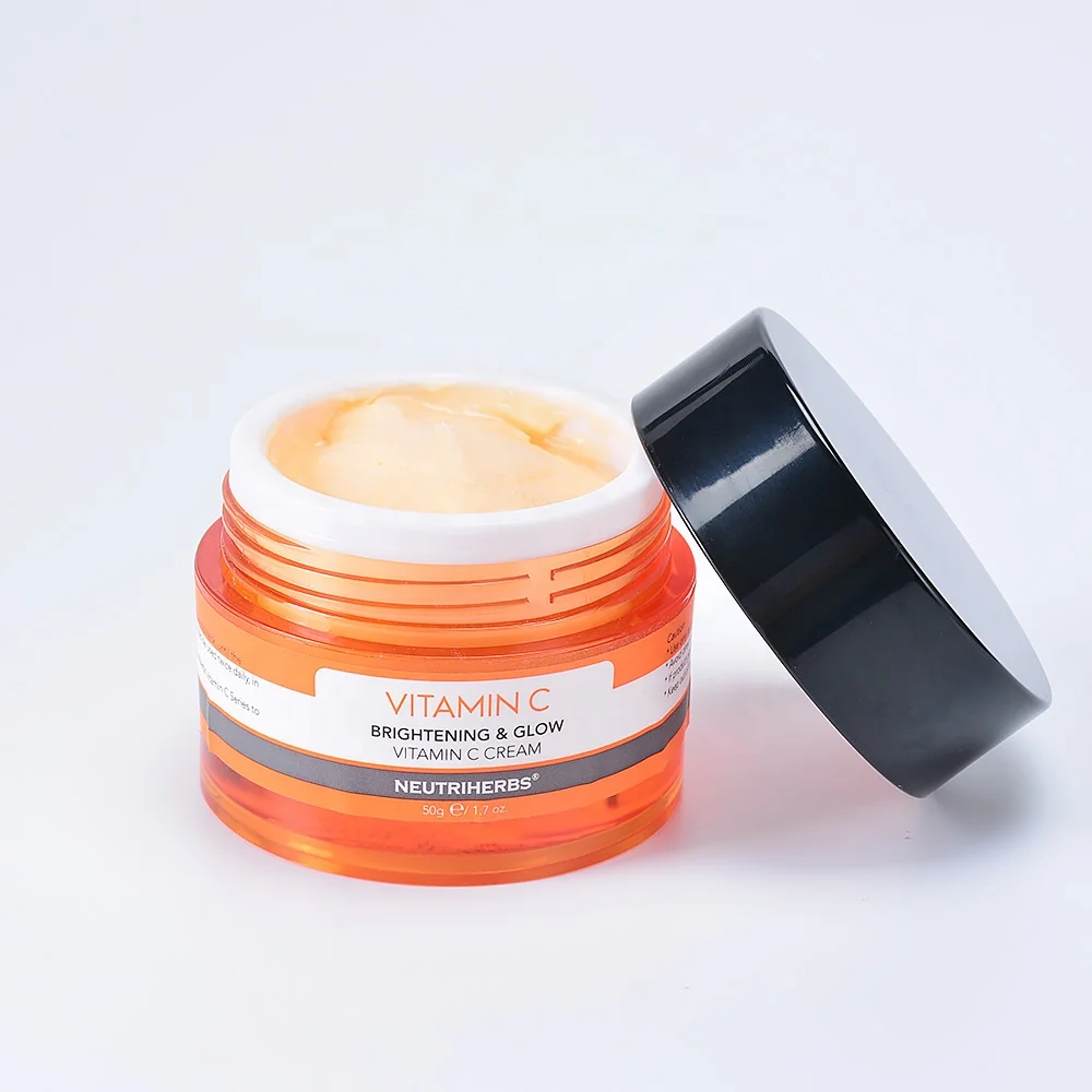 Vegan Herbal Vitamin C Black Skin Whitening Face Cream in Pakistan