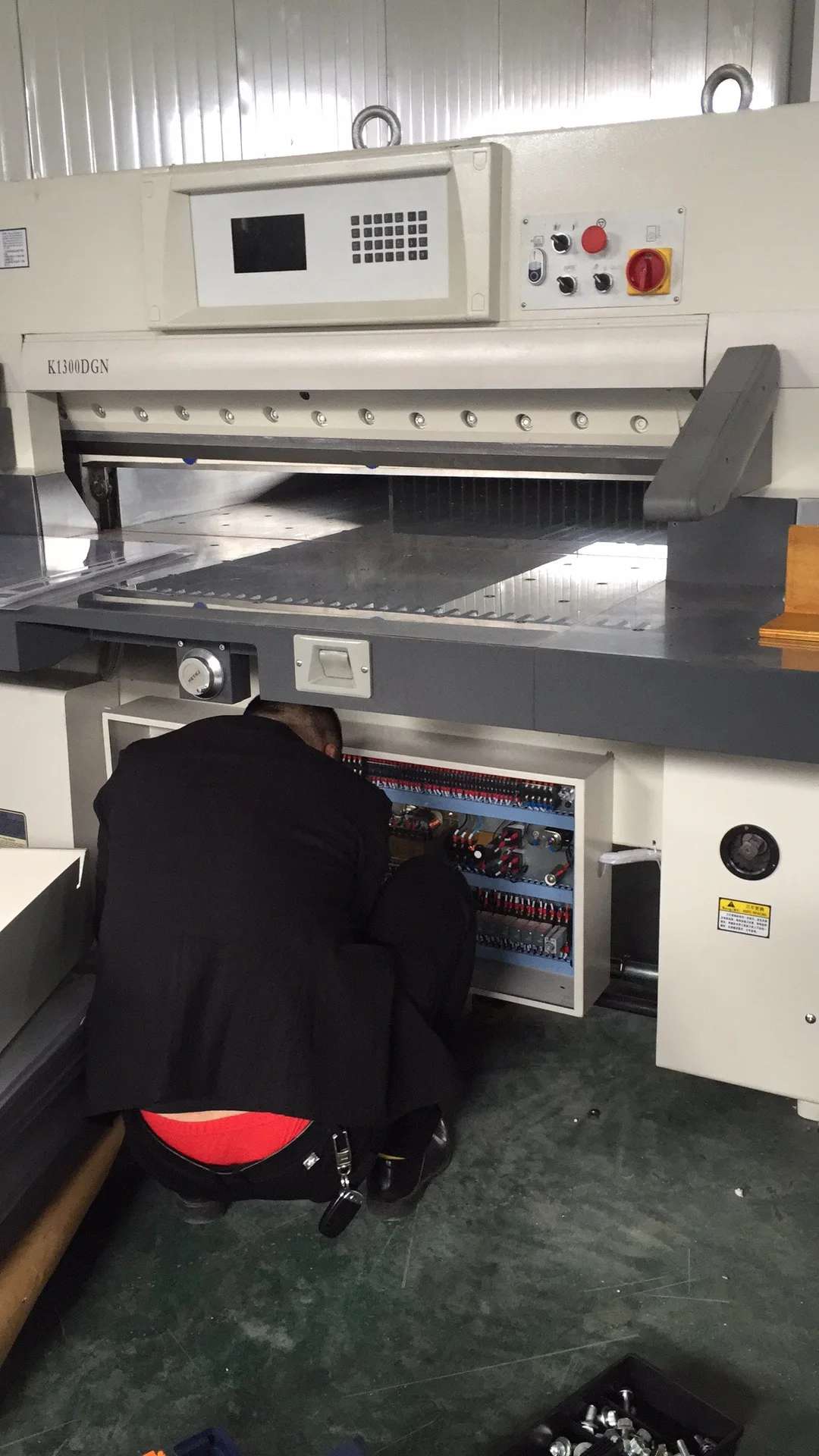 920mm Width Double Hydraulic Paper Cutting Machine