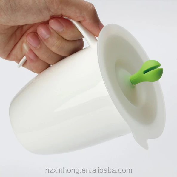 OEM design silicone drinking wine glass cover, suction cup lid