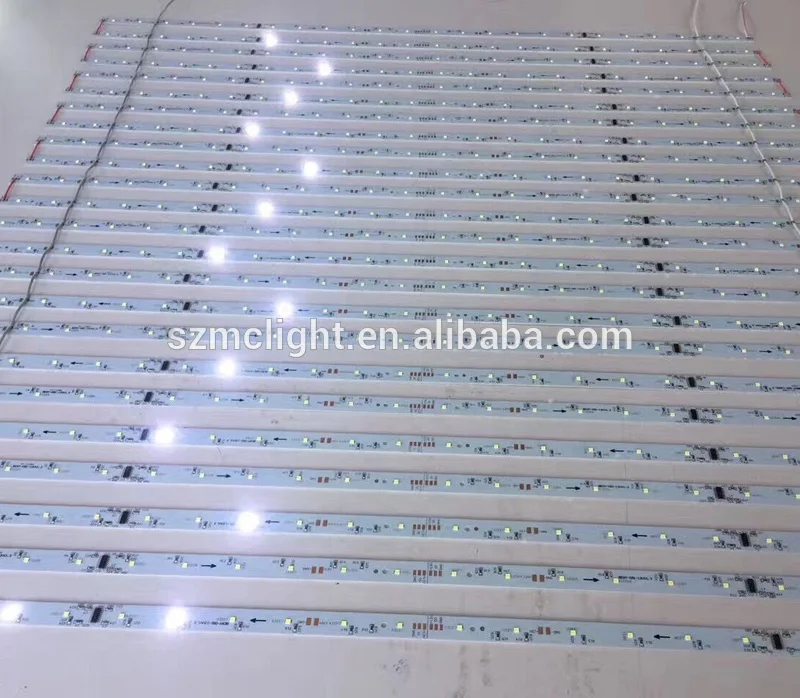 dynamic light box strip for moving signs