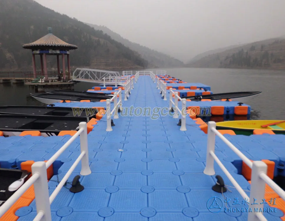 Plastic floating pontoon for Yacht luxury boat yacht  HDPE modualr floating dock
