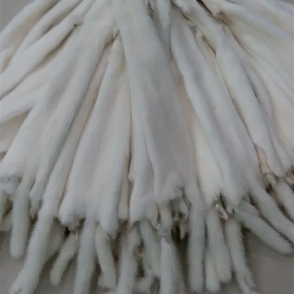 Dyed Raccoon Fur Skin /Fur Skin Finnraccoon Pelz Tanned Material