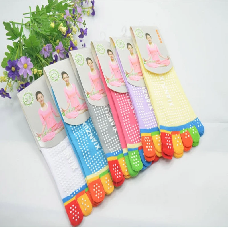 Slipper with rubber sole for adults hot sales name brand socks