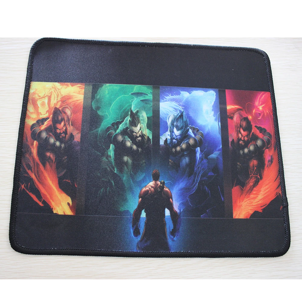 Hot selling customized gaming mouse pad /OEM factory custom  printing League of Legends rubber mouse pad
