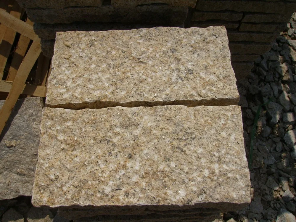 
G682 Yellow Granite Cobblestone Driveway Pavers 