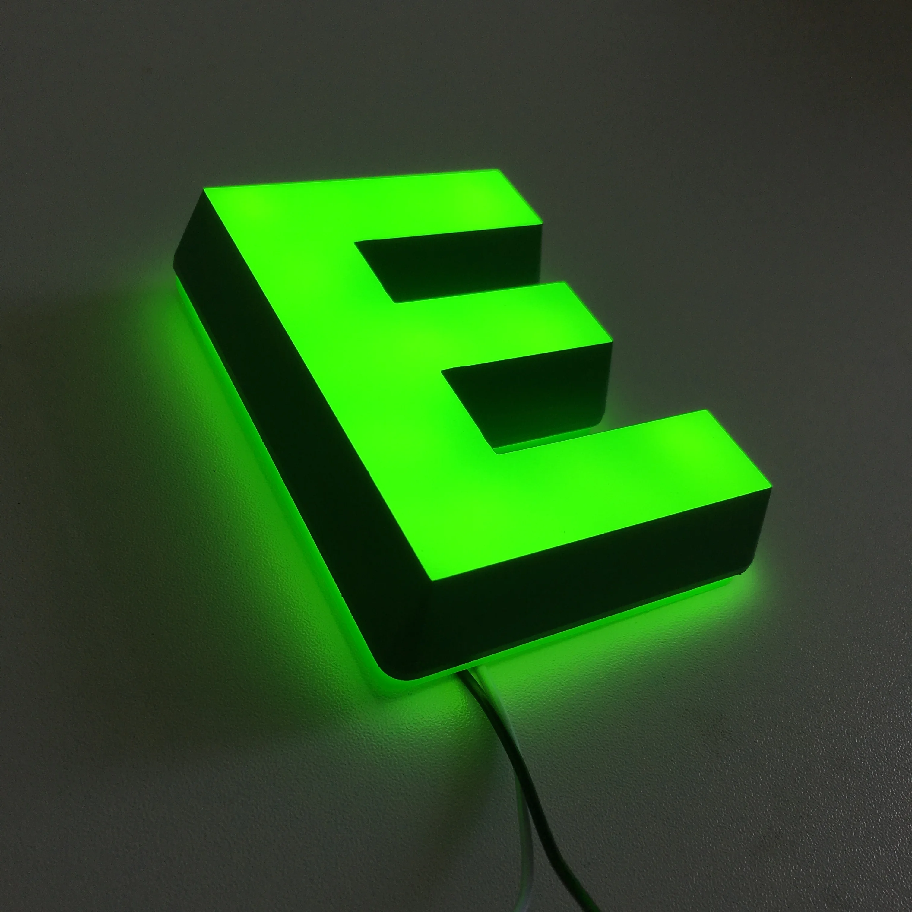 New Trendy Products High Brightness Led Acrylic Letters Sign Name Board DC 12v RGB Building Lights
