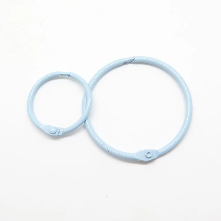 Металлическое цветное круглое кольцо для связывания книг и карт