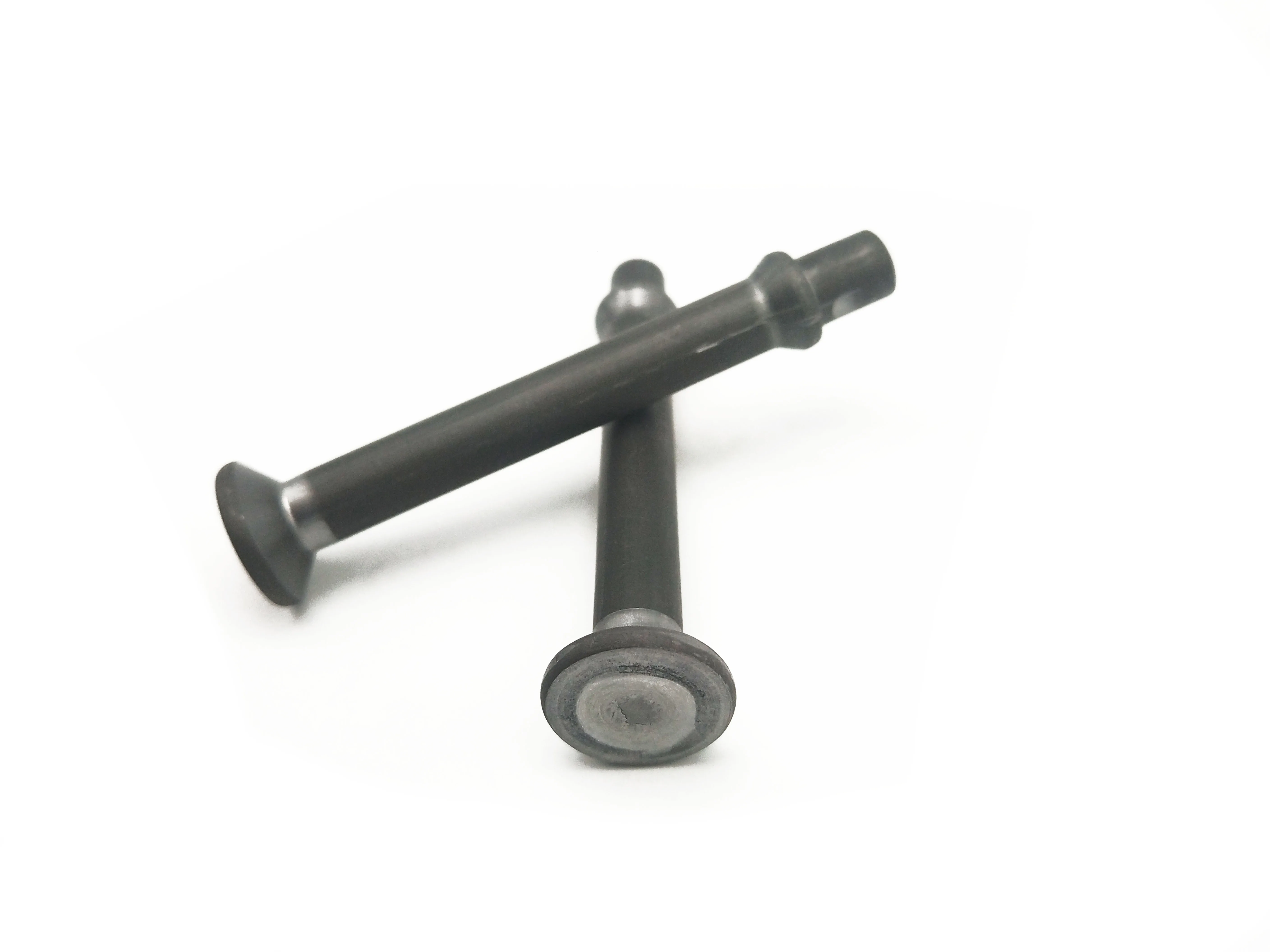 Concrete lifting foot anchor