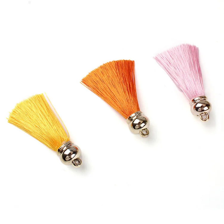 good quality manual craft colorful silk thread keychain tassel for bag