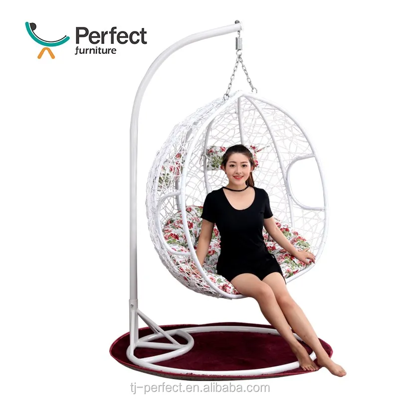 free sample Iron steel tube PE rattan wicker patio hanging egg swing chair with cushion