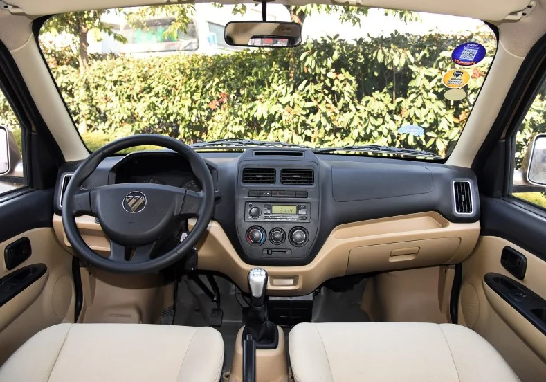 
2018 New Foton V55 microbus 11 seats gasoline engine mini bus home vehicle 