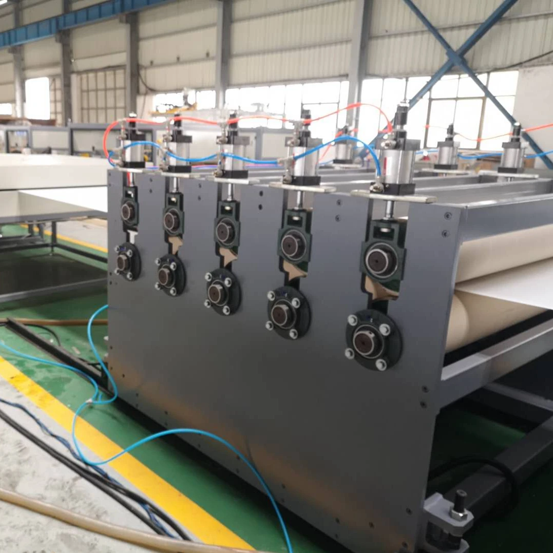 PE PP PC Polycarbonate Hollow Sheet Extrusion Production Line Machine