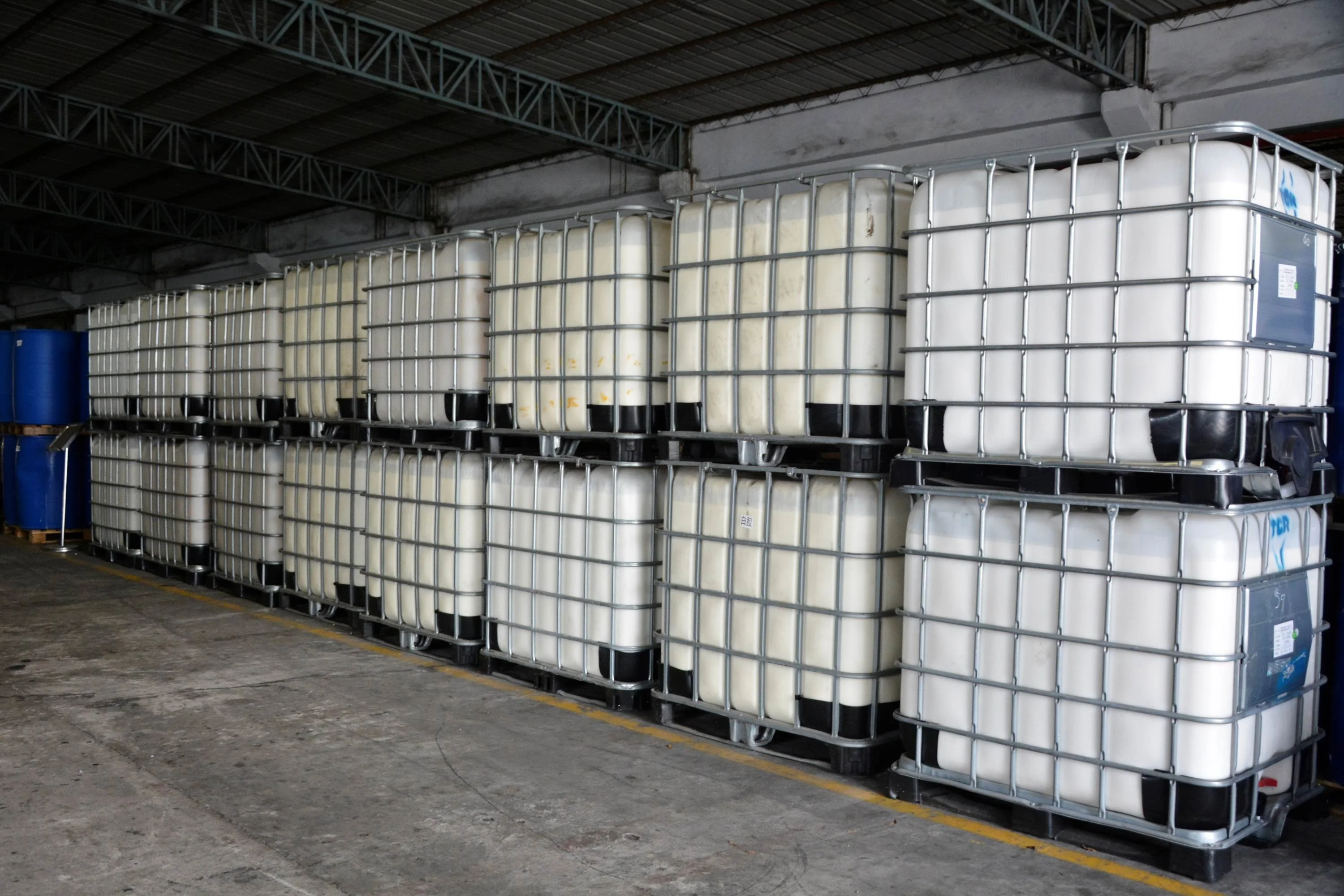 
Good wetting water based adhesive PSA glue to do wood grain PVC film sticker acrylic water based glue acrylic adhesive price 