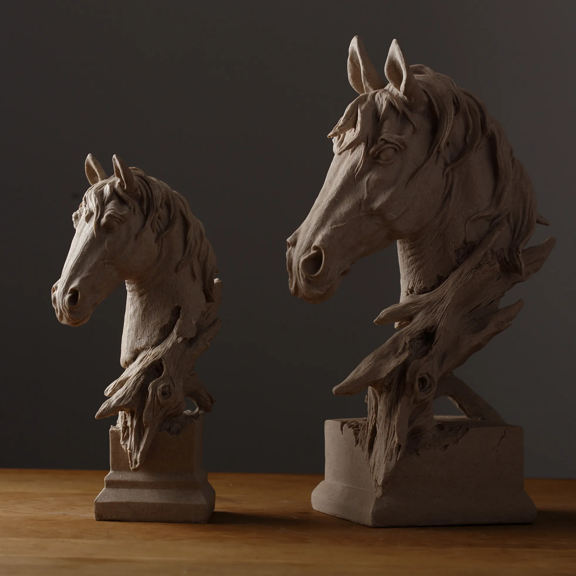 
Display Delicate Horse Head Shape High Quality modern minimalist model home creative cabinet artwork 