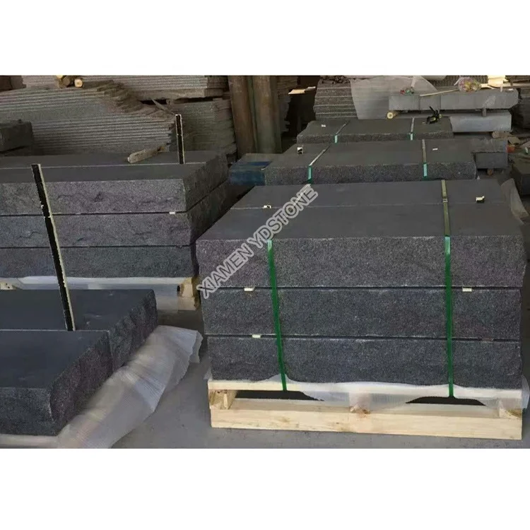 Outdoor Flame Cut Floor Tiles Cobblestone Paver G684 Black Granite