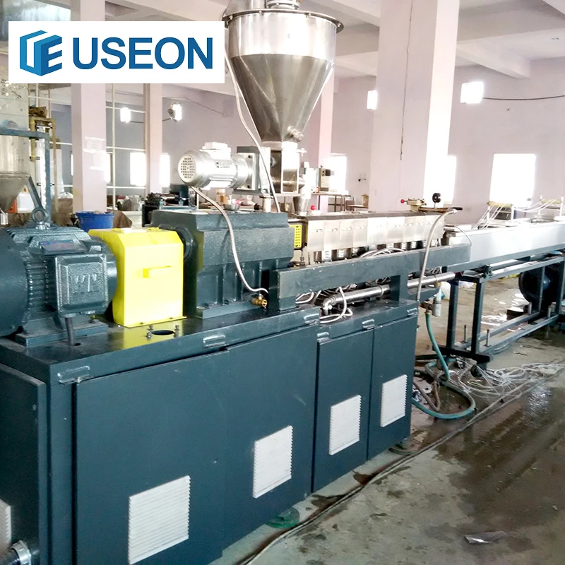 Well designed pp pe, pvc, ABS plastic granule extruder Small extrusion machine