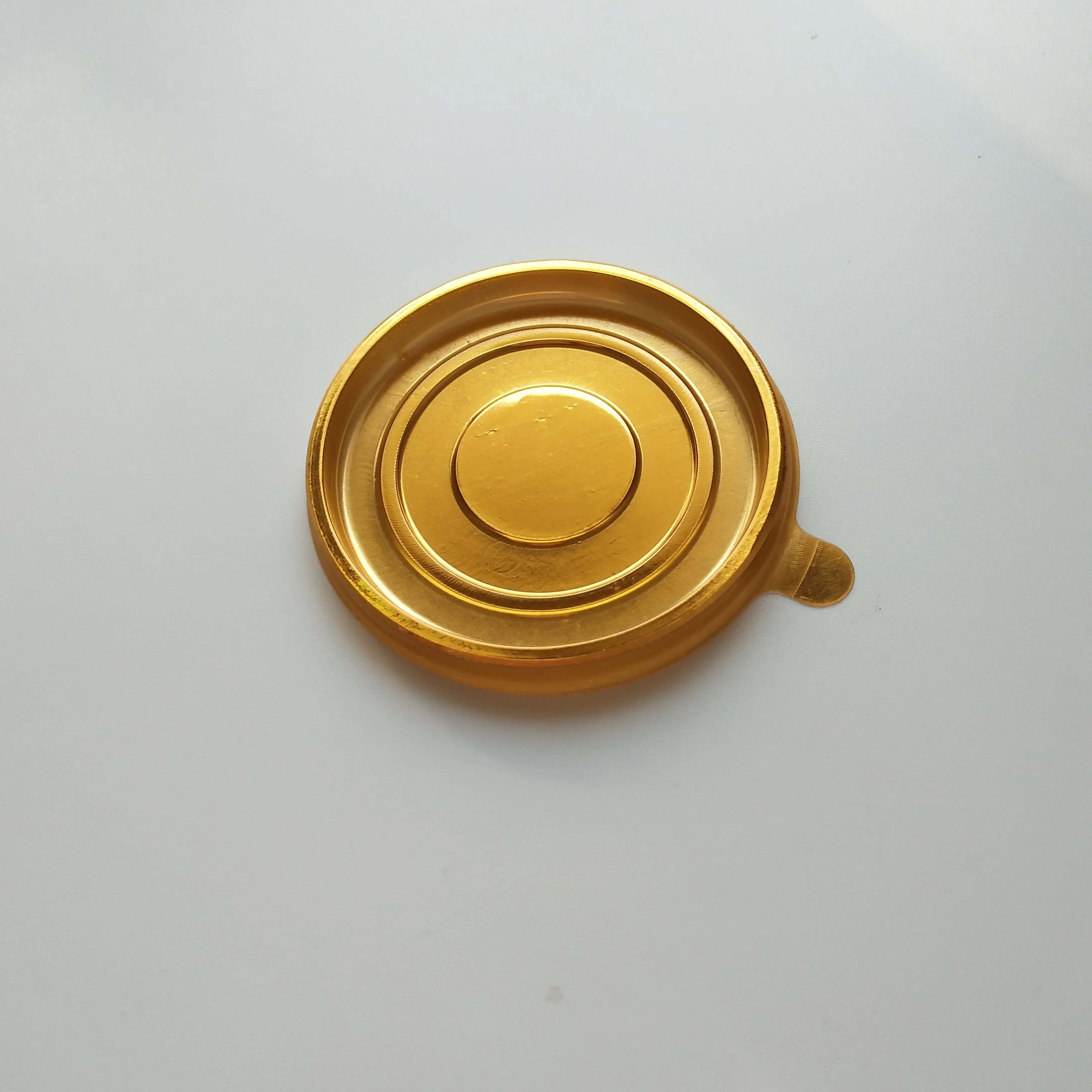 Golden color Small plastic cake box