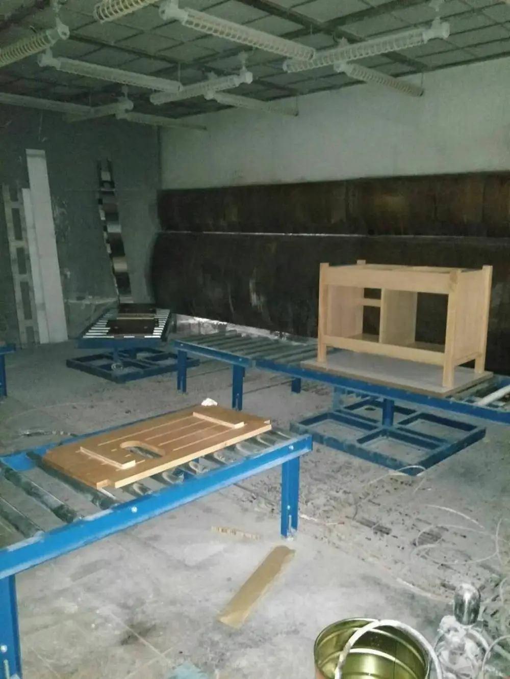 
factory price custom galvanized steel rollers conveyor pallet turntable conveyor 