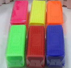 Effective Hollow Silicone Pet Dog Cat Hair Shedding Remover for Carpet