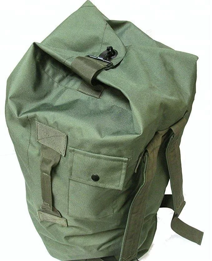 Top Load camo Duffle Bag 15x30,waterproof sport waxed canvas duffle bag men molle gym bag with custom logo