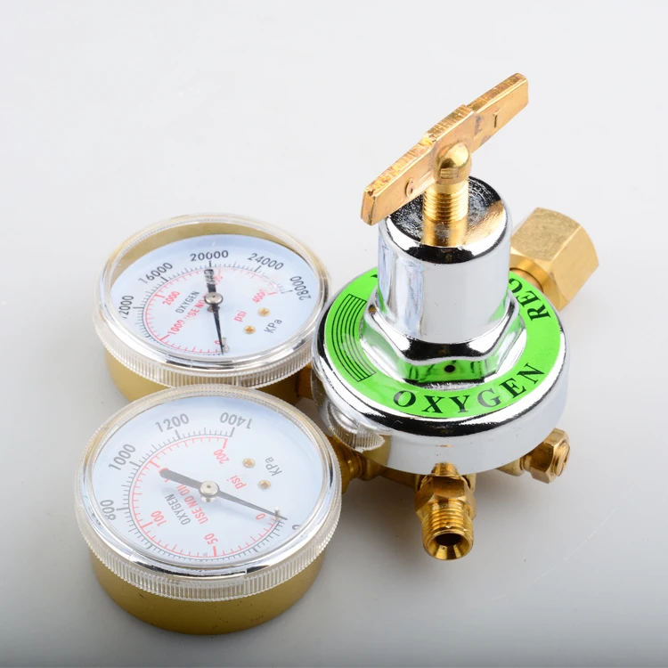 Reliable and cheap oxygen pressure regulator