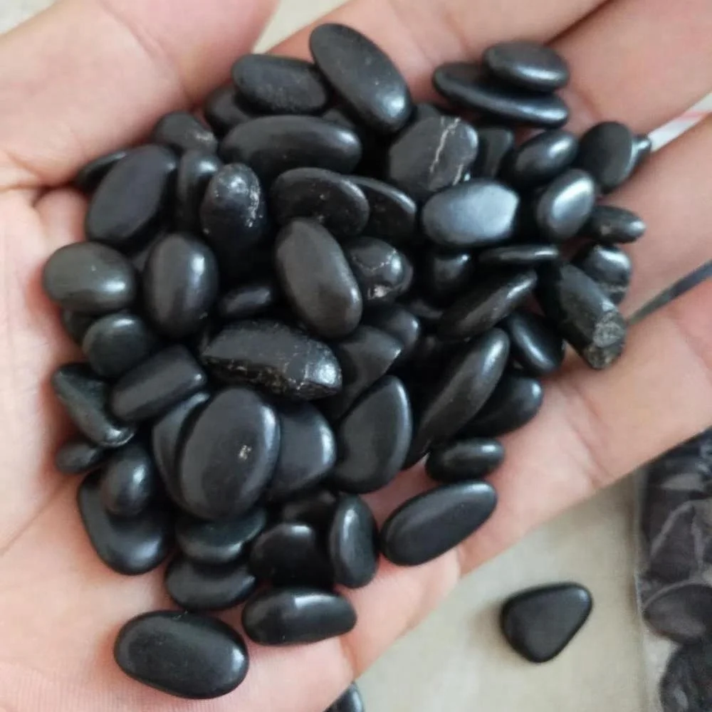  Полированный садовый брусчатый камень pebblestone с черной