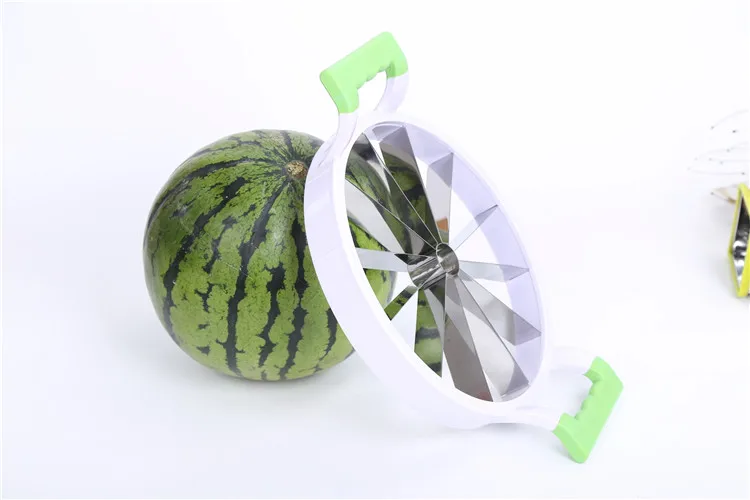 High quality non-slip handle melon slicer rustproof stainless steel watermelon cutter