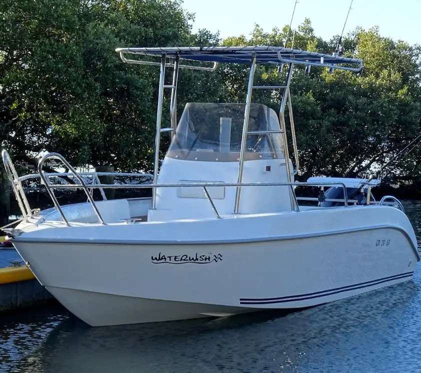 
Waterwish Boat QD 20 EX Fiberglass Outboard Centre Console Boat 