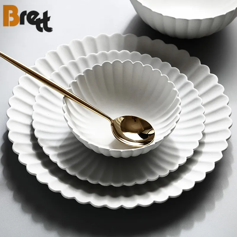 Brett European style dinnerware ceramic black rectangle dinner plate and bowl for restaurant
