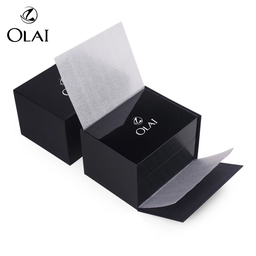 Luxury MDF Glossy Lacquer  Watch Packaging Box  Top-rated Watch Box Custom Logo
