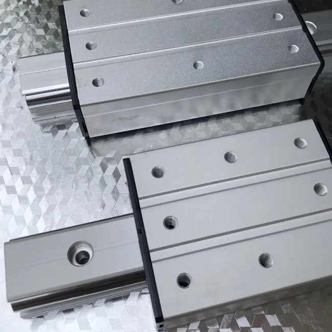 Dual Shaft Rail Roller Linear Guide Rail With Linear Roller Carriage LGD12