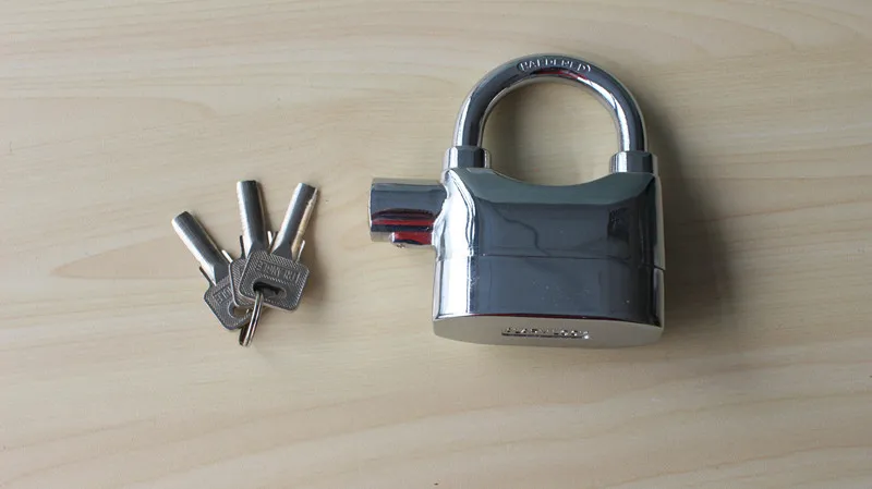 ALARMED LOCK SIREN PADLOCK MOTORBIKE ALARM LOCK BIKE SHED GARAGE GATES SECURITY
