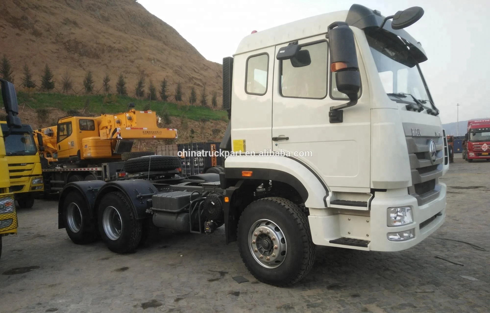 Sinotruk HOHAN 371 HP 6*4 Tractor Truck for hout sale