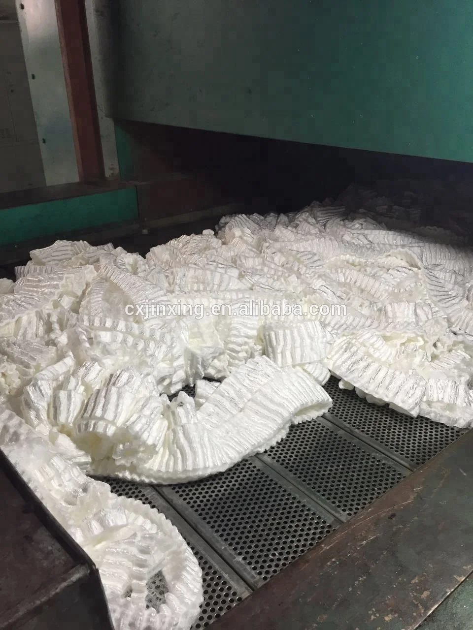 Nylon 66 staple fiber crimped virgin for clean sponge scouring Pad 25D*65-70mm