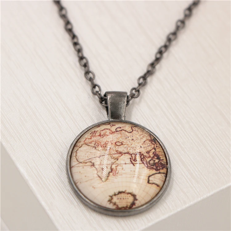 2017 Cheap Wholesale Globe Shape Snap Button GPS Necklace for Youth